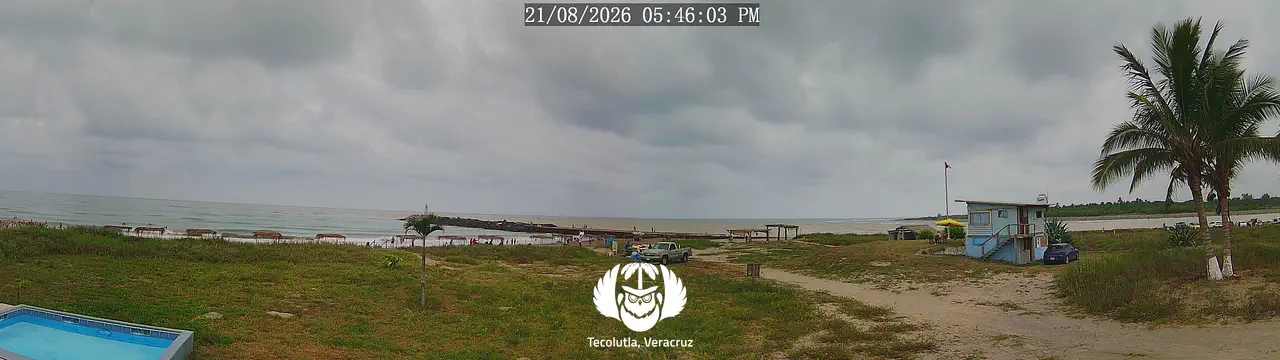 Panoramic view of the beach and breakwaters from Casa Arena, in Tecolutla, Veracruz.