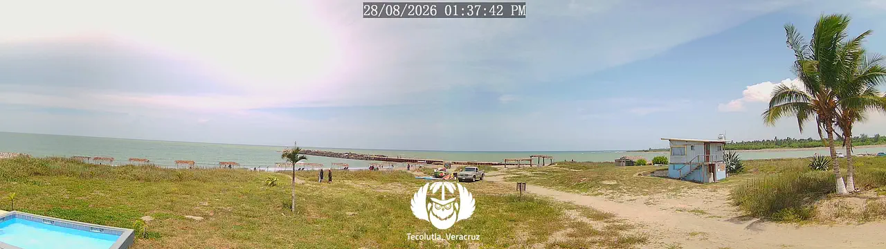 Panoramic view of the beach and breakwaters from Casa Arena, in Tecolutla, Veracruz.