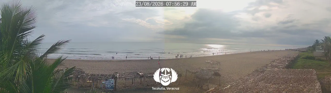 Panoramic view of the beach from the Hotel Coco Loco, in Tecolutla, Veracruz.