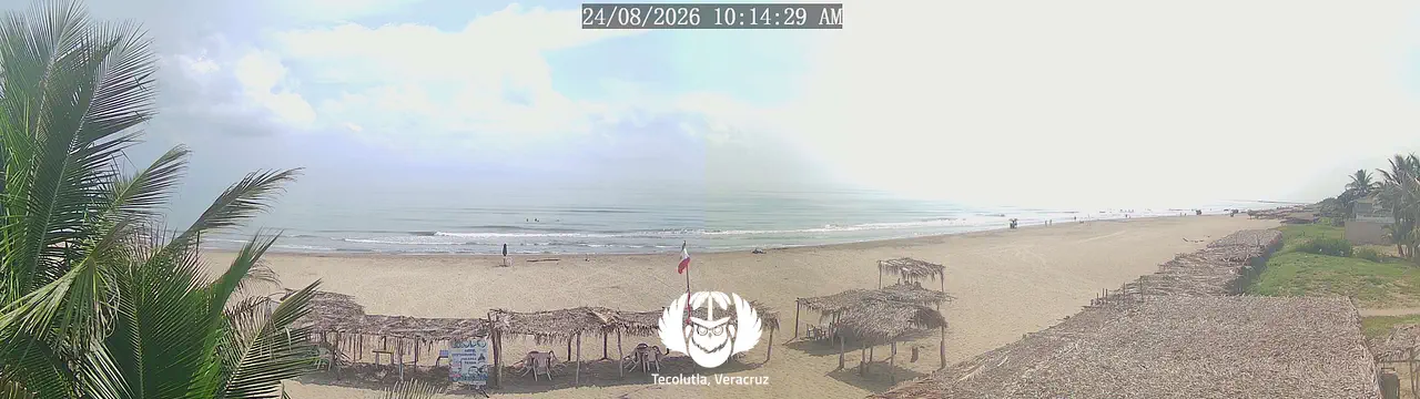 Panoramic view of the beach from the Hotel Coco Loco, in Tecolutla, Veracruz.