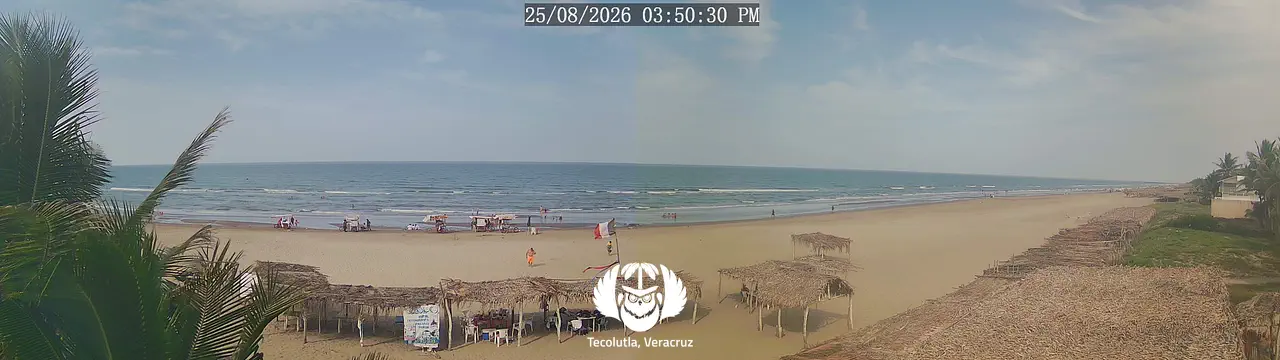 Panoramic view of the beach from the Hotel Coco Loco, in Tecolutla, Veracruz.